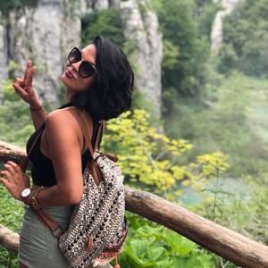 Meet your Posher, Sylvia